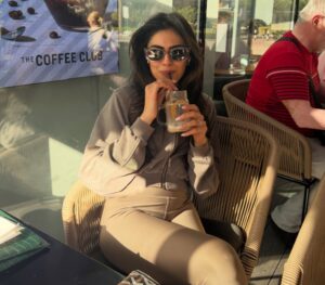 shivani pau net worth