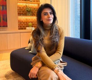 shivani pau age