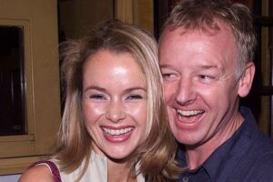 les dennis amanda holden
