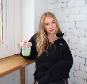 hattie dynevor age